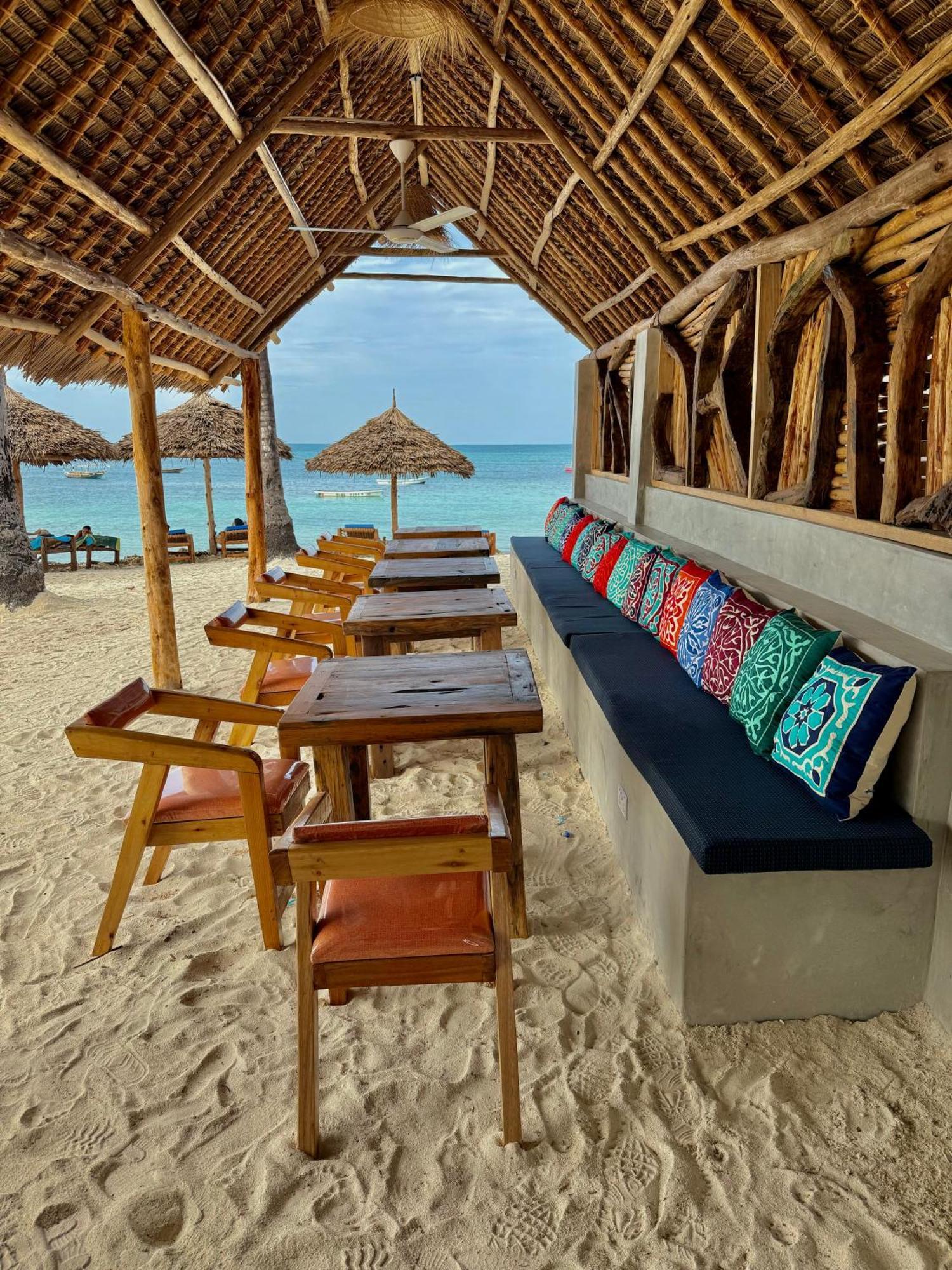 Dhow Beach Boutique Hotel Nungwi Dış mekan fotoğraf